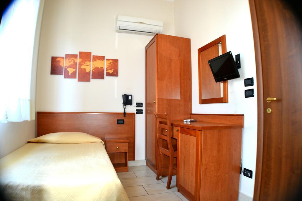 B&B Centrale Affittacamere Reggio Calabria Habitación foto