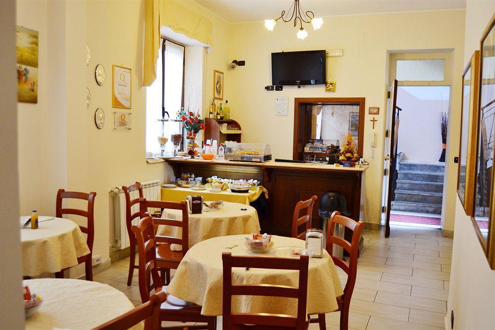 B&B Centrale Affittacamere Reggio Calabria Exterior foto