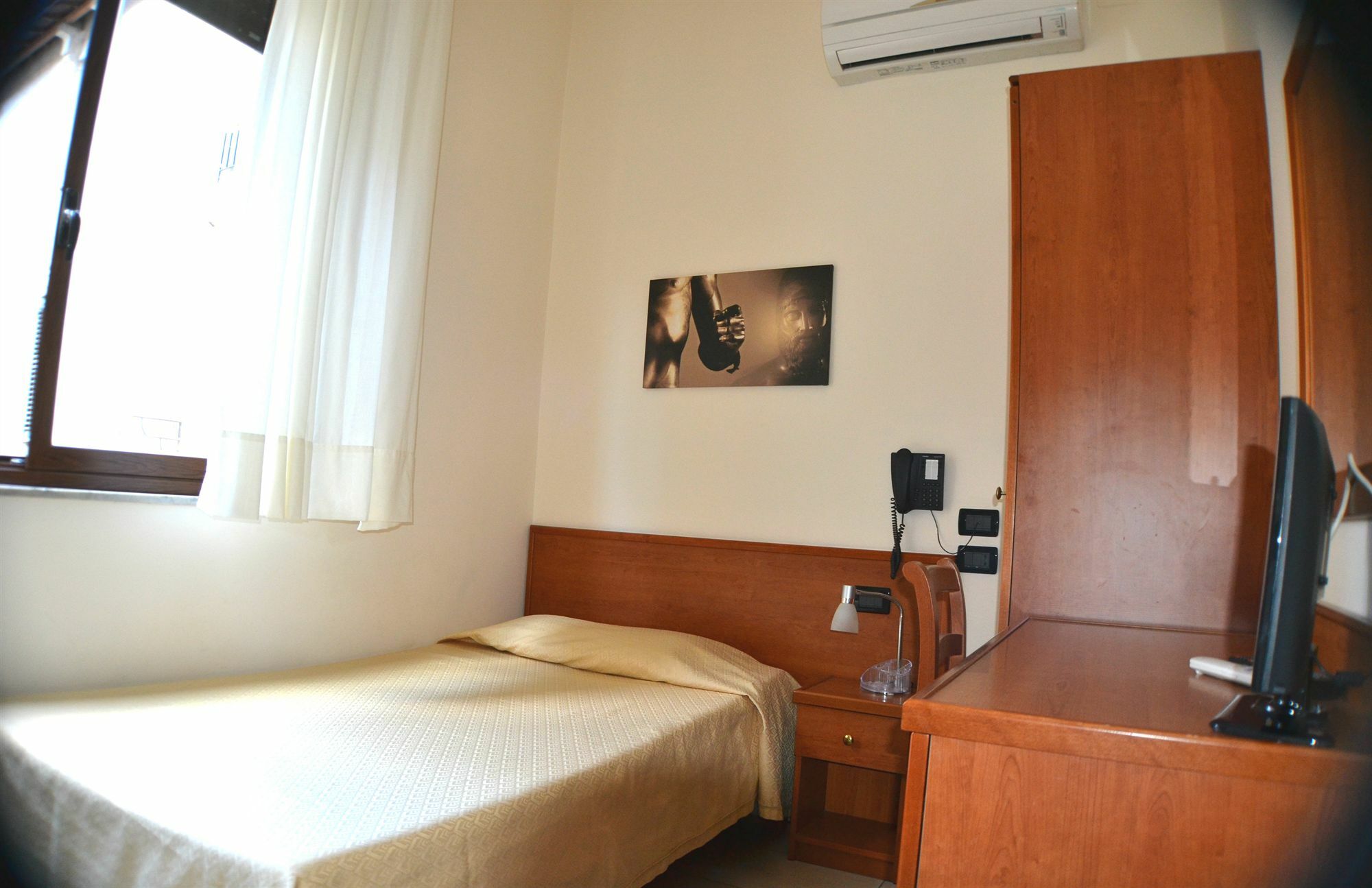B&B Centrale Affittacamere Reggio Calabria Exterior foto