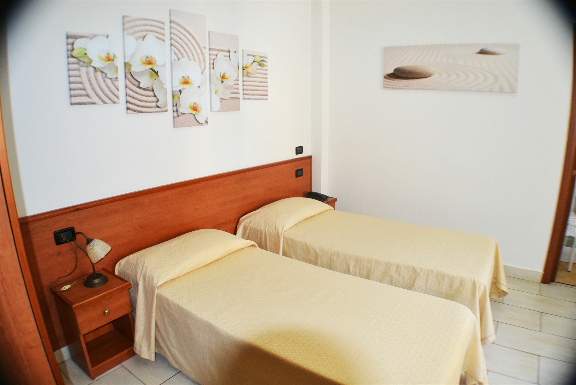 B&B Centrale Affittacamere Reggio Calabria Exterior foto