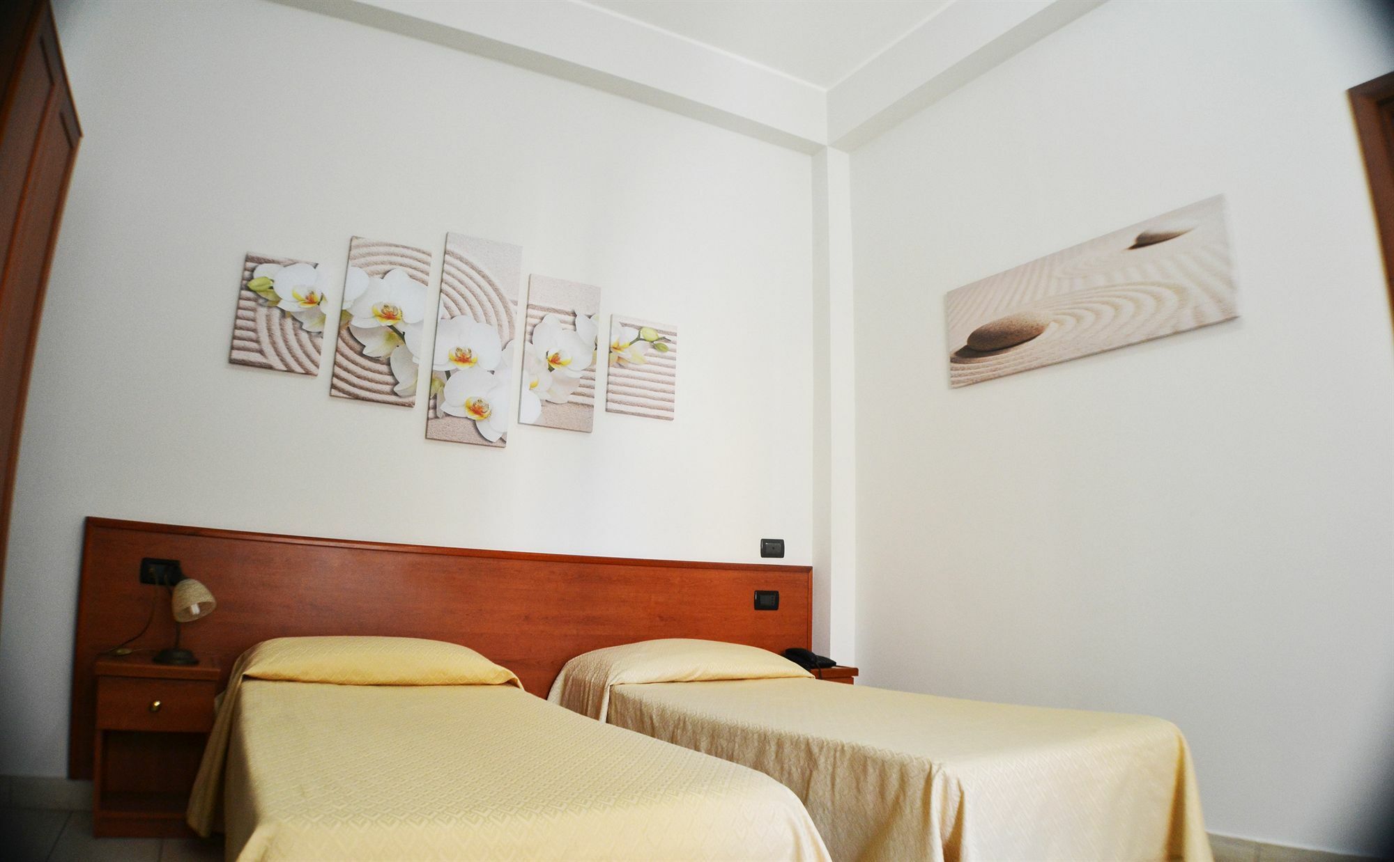B&B Centrale Affittacamere Reggio Calabria Exterior foto